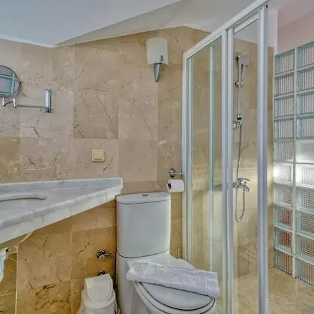 Apartament Kas'in Tam Merkezinde Denize Sifir Luks Apart Kaș